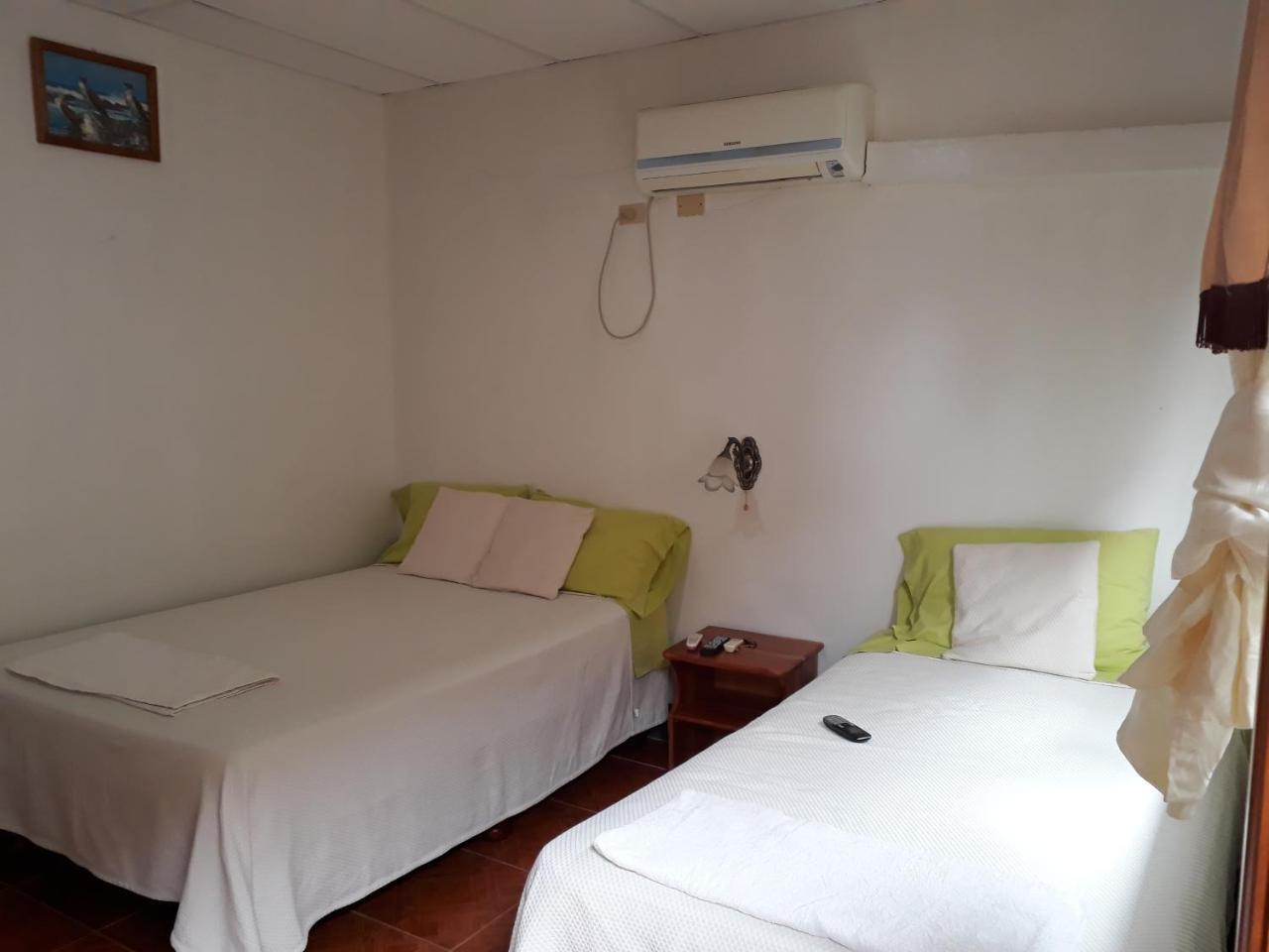 Hospedaje Mother Fanny Puerto Villamil Luaran gambar