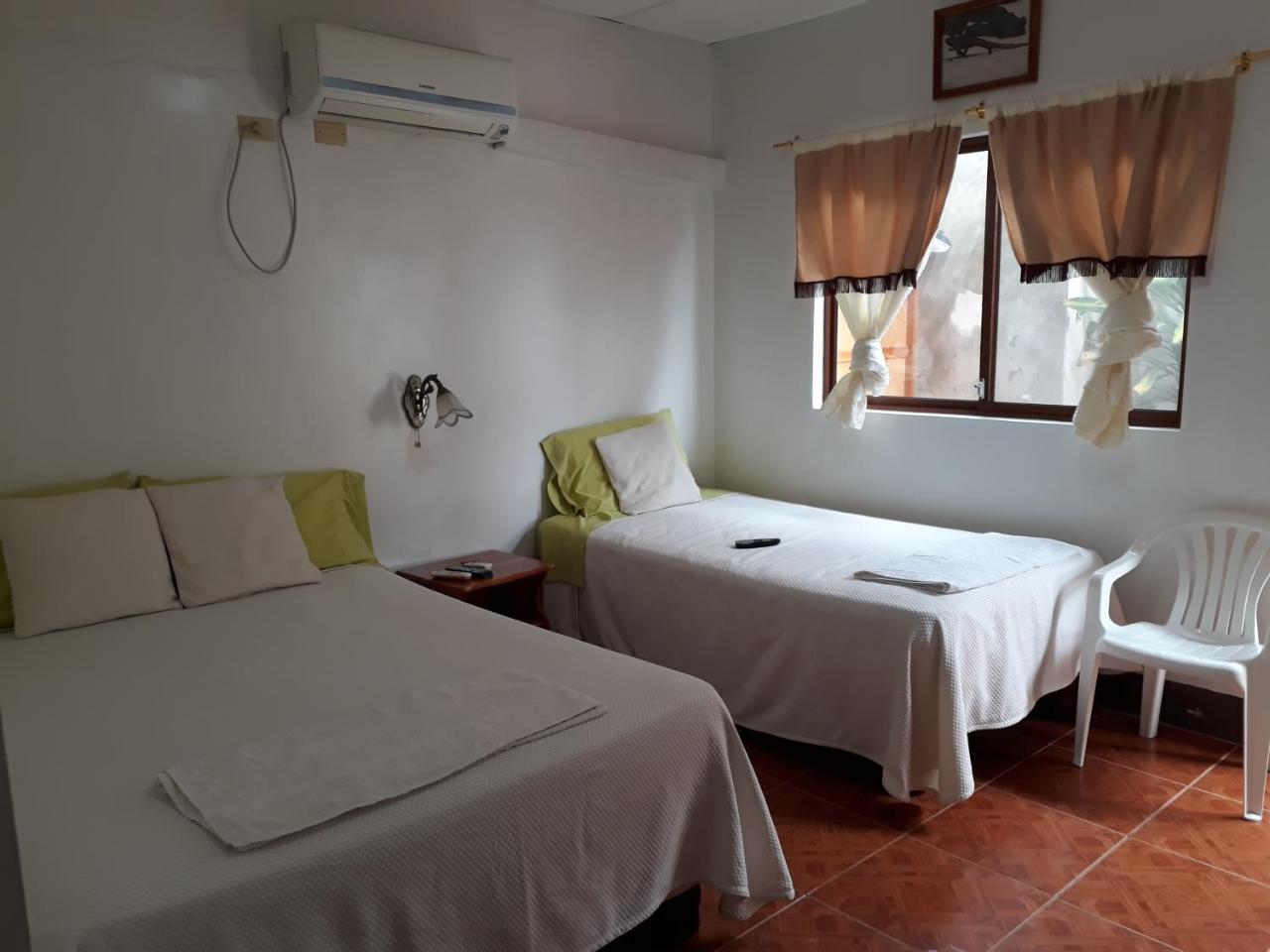 Hospedaje Mother Fanny Puerto Villamil Luaran gambar